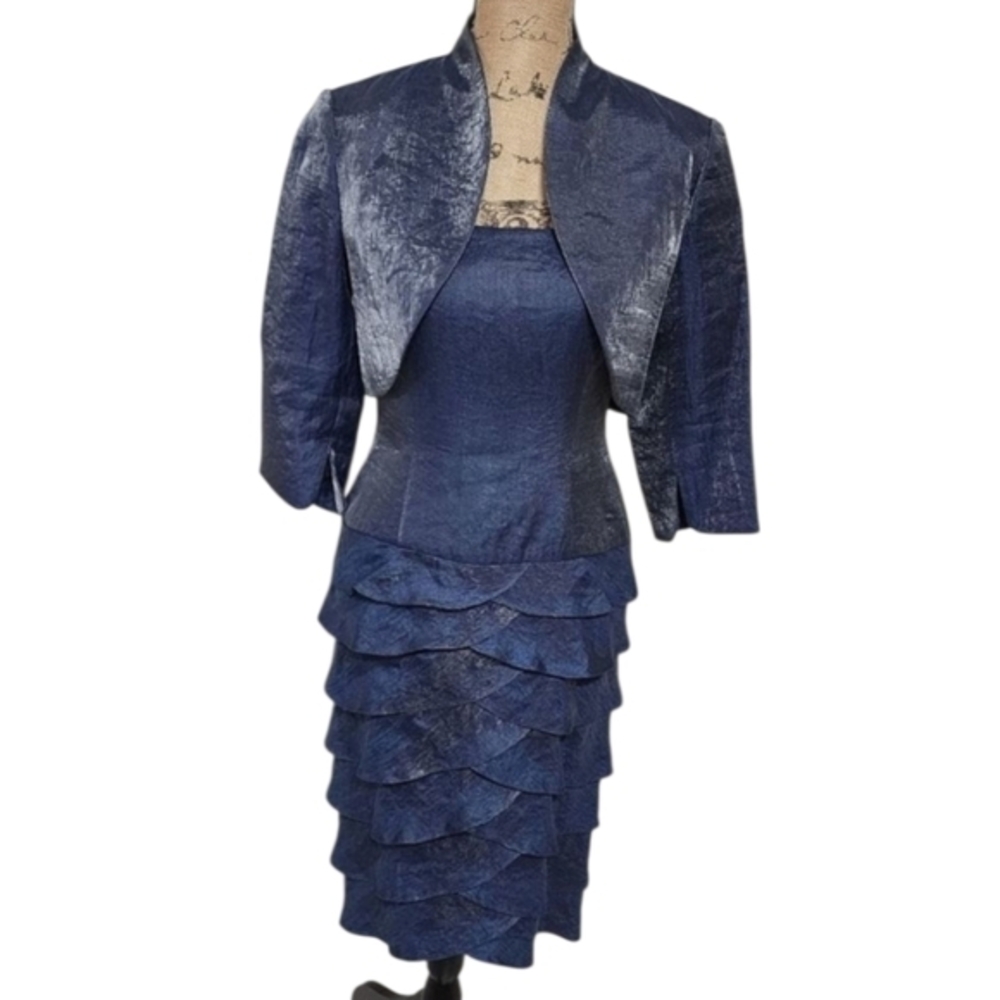 Adrianna Papell Blue Metallic Party sheath dress and bolero jacket Size 4